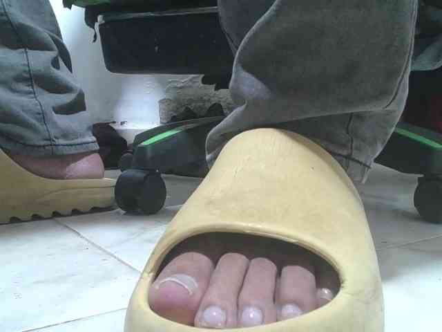 srfindomfeetdraining