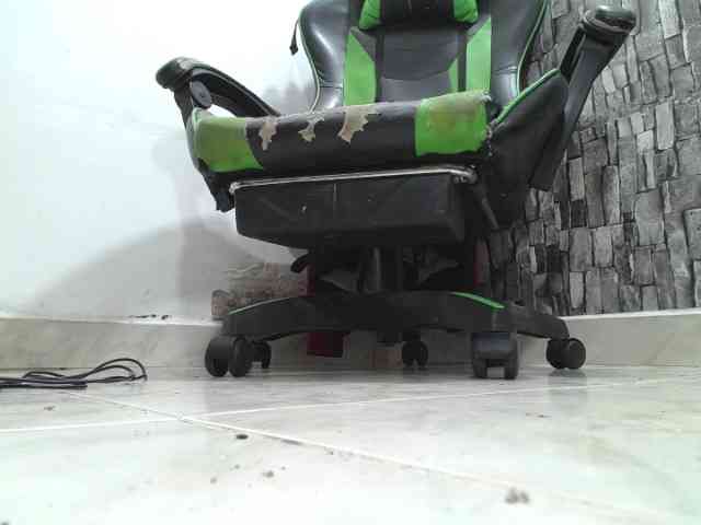 srfindomfeetdrai... Live Webcam on BongaCams