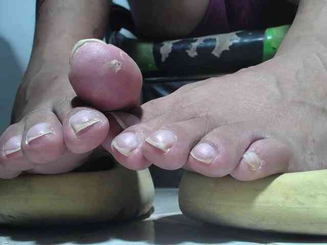 srfindomfeetdraining srfindomfeetdraining