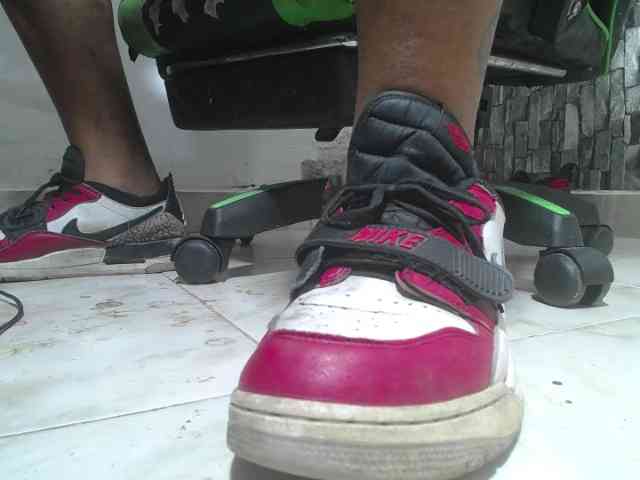 srfindomfeetdraining