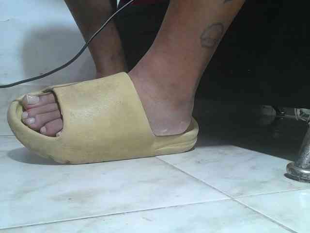 srfindomfeetdraining