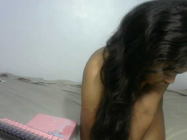 Petitlexxi live cam on BongaCams