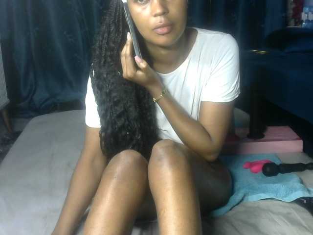 Petitlexxi live webcam show