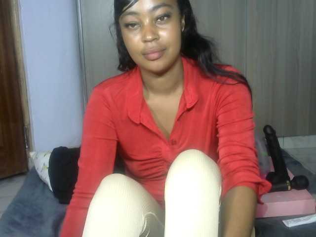 Petitlexxi live cam on BongaCams