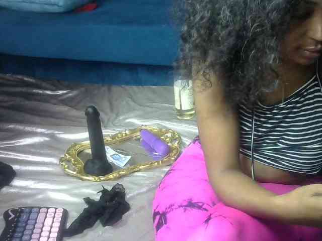 Petitlexxi webcam