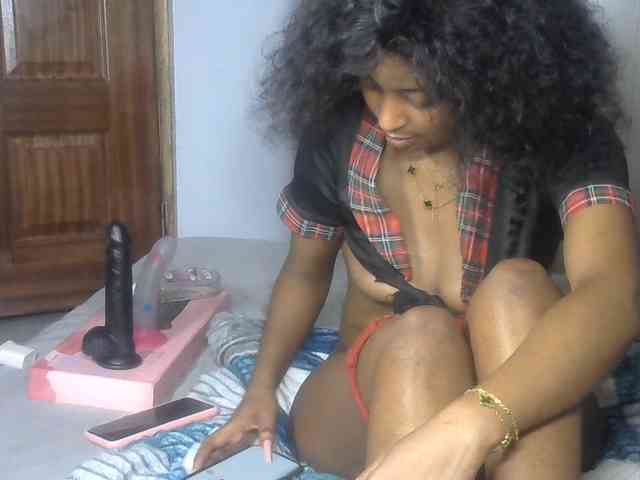 Petitlexxi webcam