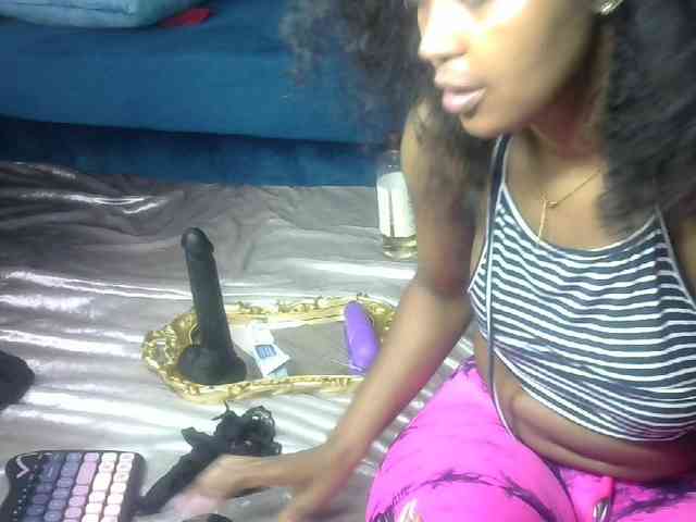 Petitlexxi webcam
