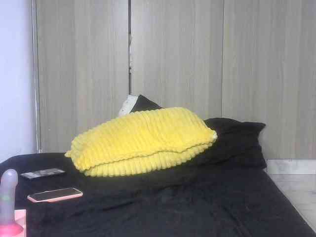 Petitlexxi webcam