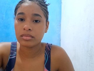 RomanaBeatson's Live Webcam