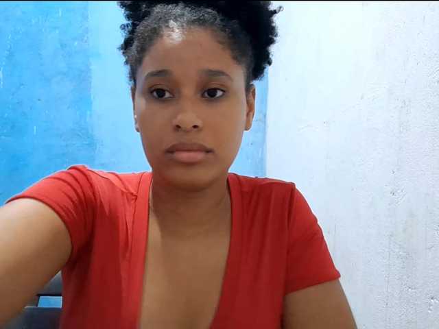 RomanaBeatson Live Cam and Statistics on UnifiedCams