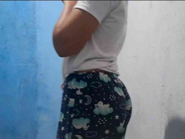 RomanaBeatson webcam