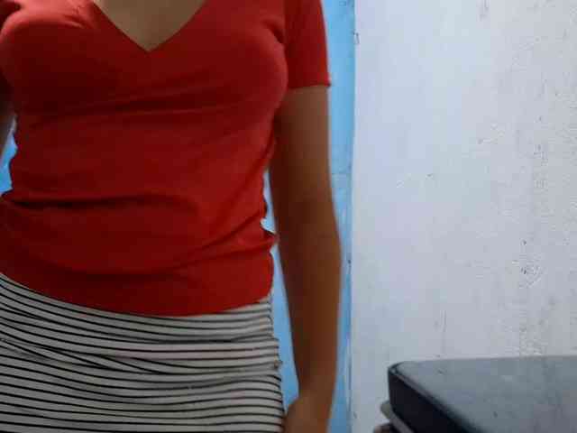 RomanaBeatson webcam