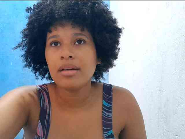 RomanaBeatson webcam