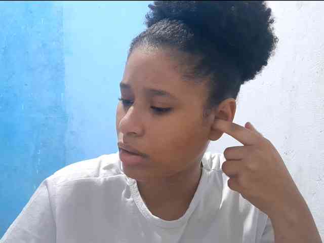 RomanaBeatson webcam