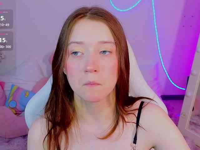 MollyMay webcam