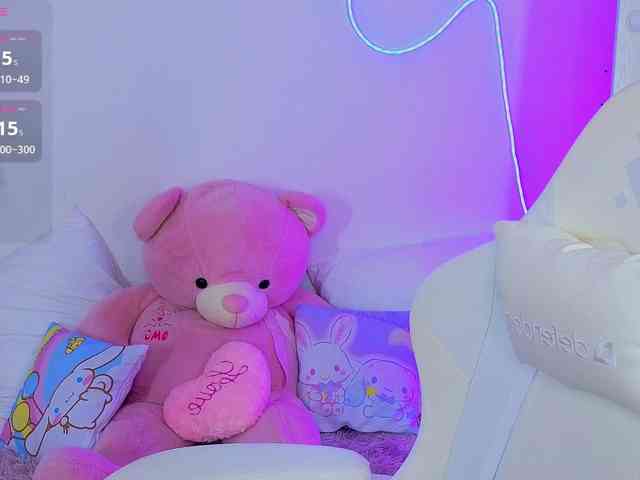 MollyMay webcam