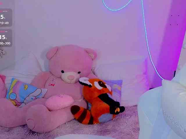 MollyMay webcam