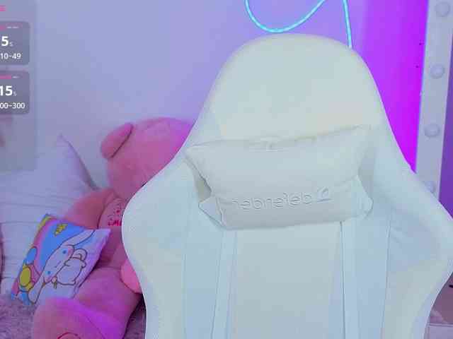MollyMay webcam