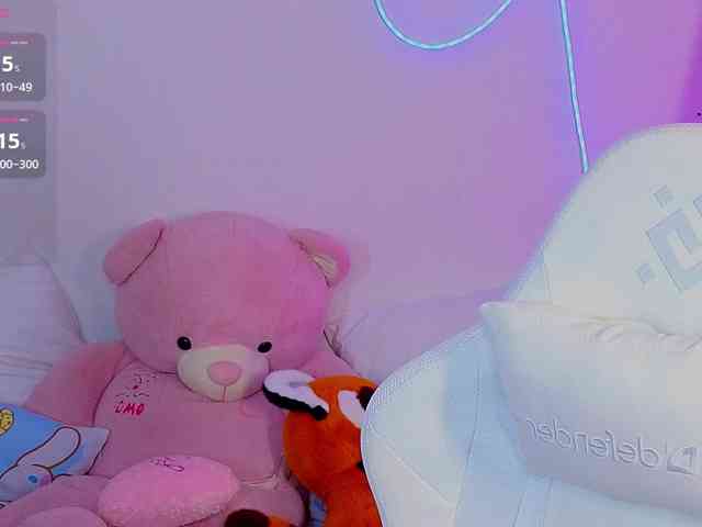 MollyMay webcam