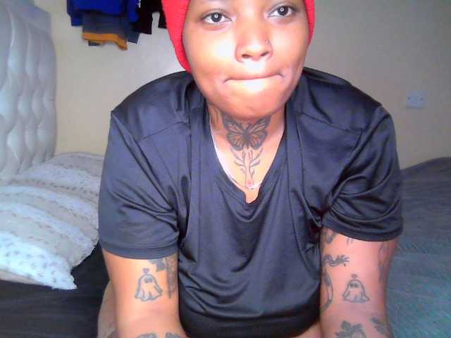 Blackchully9 Live Cam on BongaCams