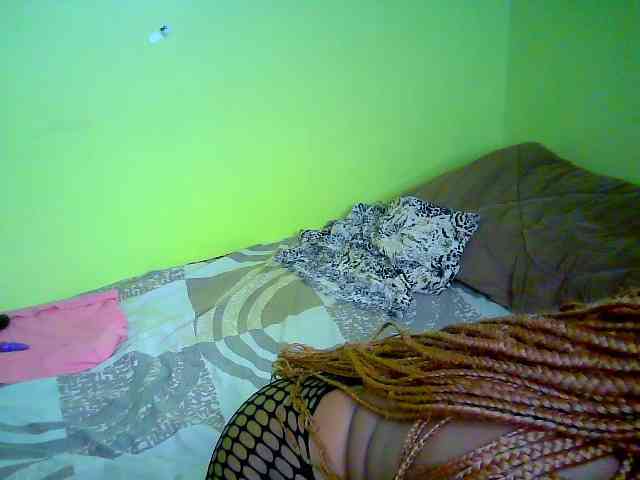 Blackchully9 webcam