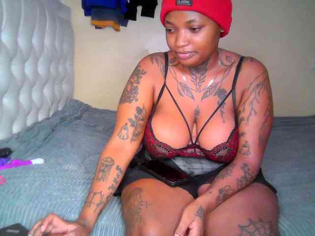 Blackchully9 webcam