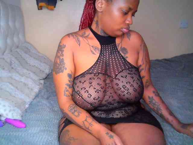 Blackchully9 webcam
