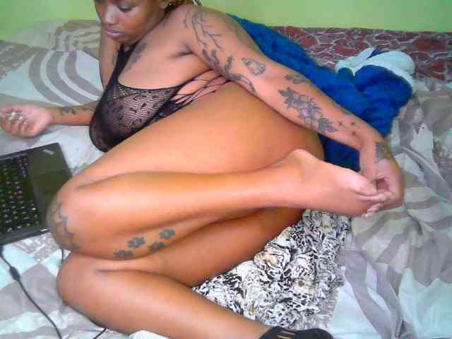 Blackchully9 webcam