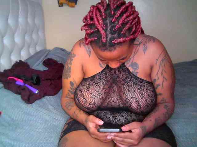 Blackchully9 webcam