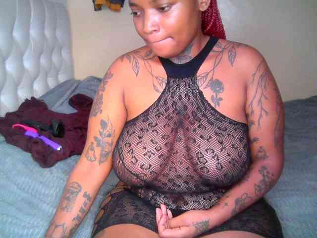 Blackchully9 webcam