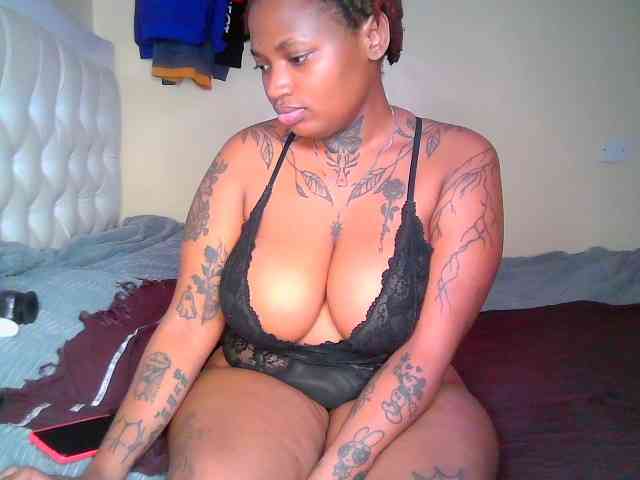 Blackchully9 webcam