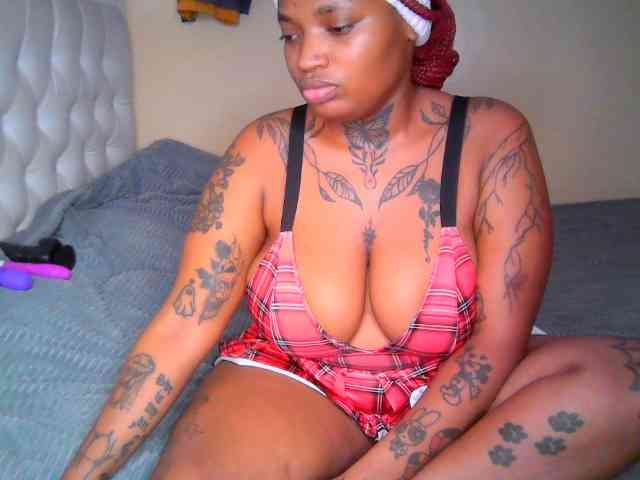 Blackchully9 webcam