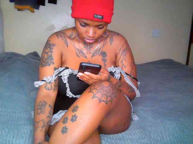Blackchully9 webcam
