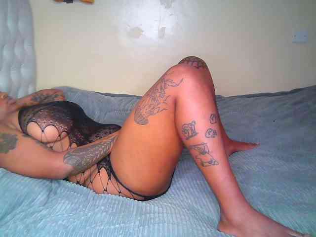Blackchully9 webcam