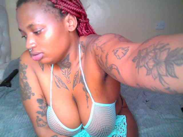 Blackchully9 webcam
