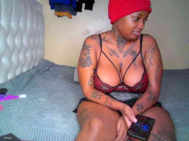 Blackchully9 webcam