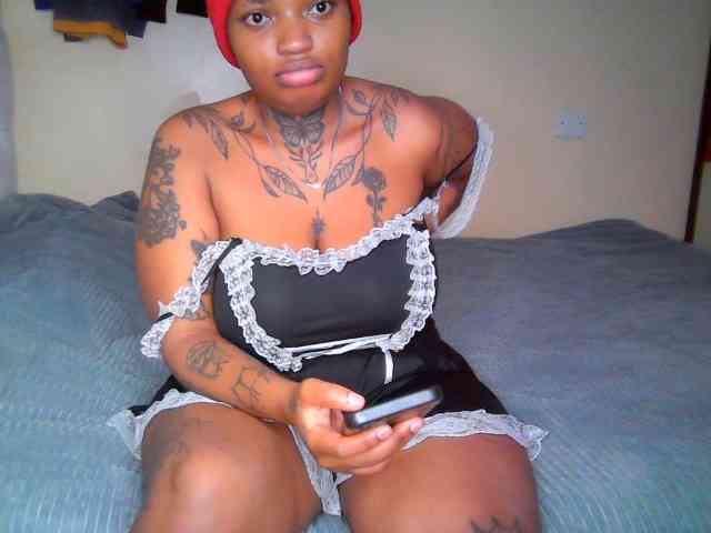 Blackchully9 webcam
