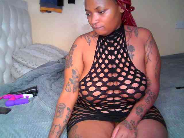Blackchully9 webcam