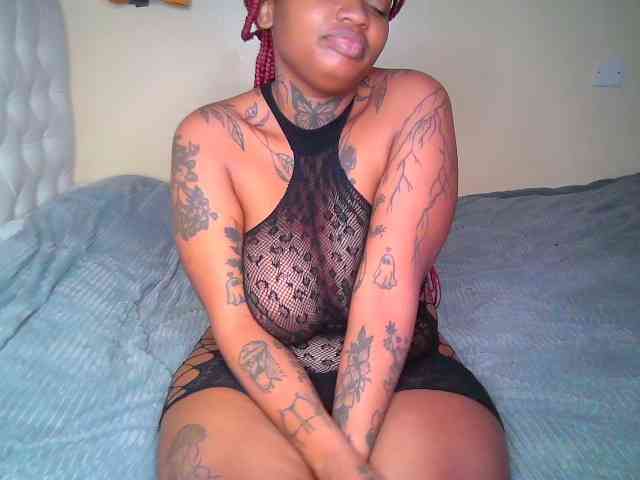 Blackchully9 webcam