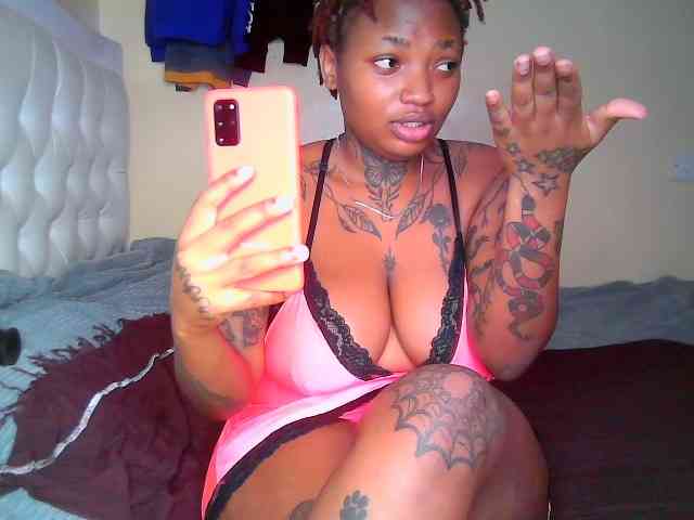 Blackchully9 webcam