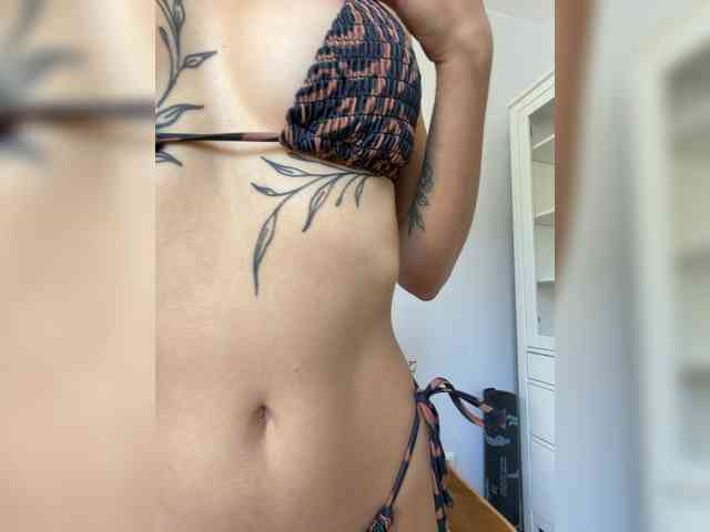 FireMichelle webcam