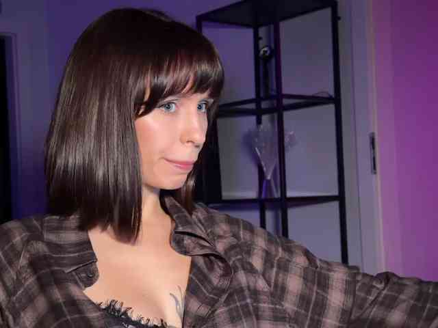 FireMichelle webcam
