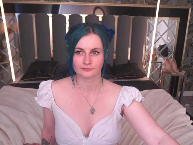 AlisaGrace live cam on UnifiedCams
