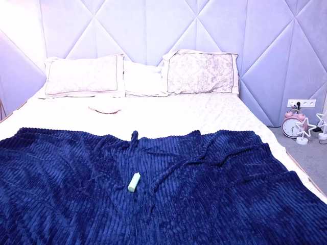 AlisaGrace's BongaCams show and profile