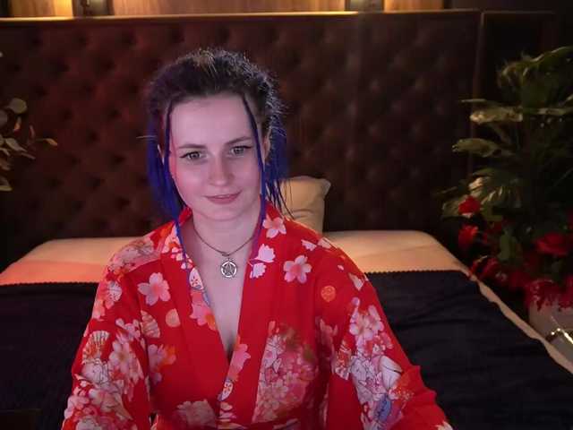 AlisaGrace's BongaCams show and profile