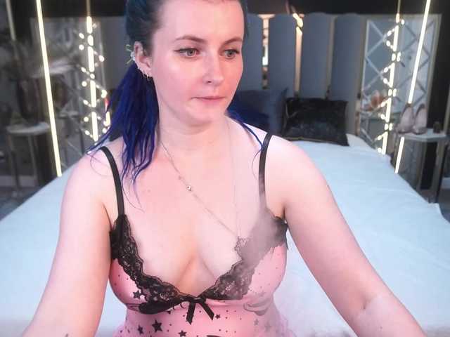 AlisaGrace live cam on BongaCams