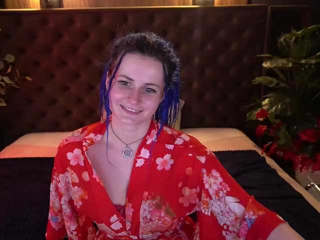 AlisaGrace's BongaCams show and profile