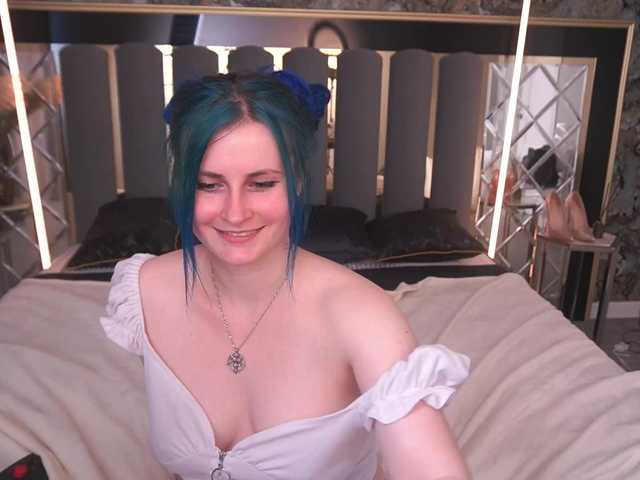 AlisaGrace live cam on BongaCams