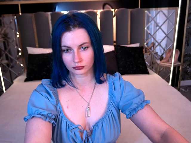 AlisaGrace, en directo ahora en BongaCams