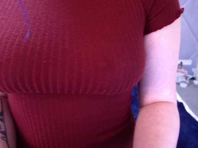 AlisaGrace's BongaCams show and profile